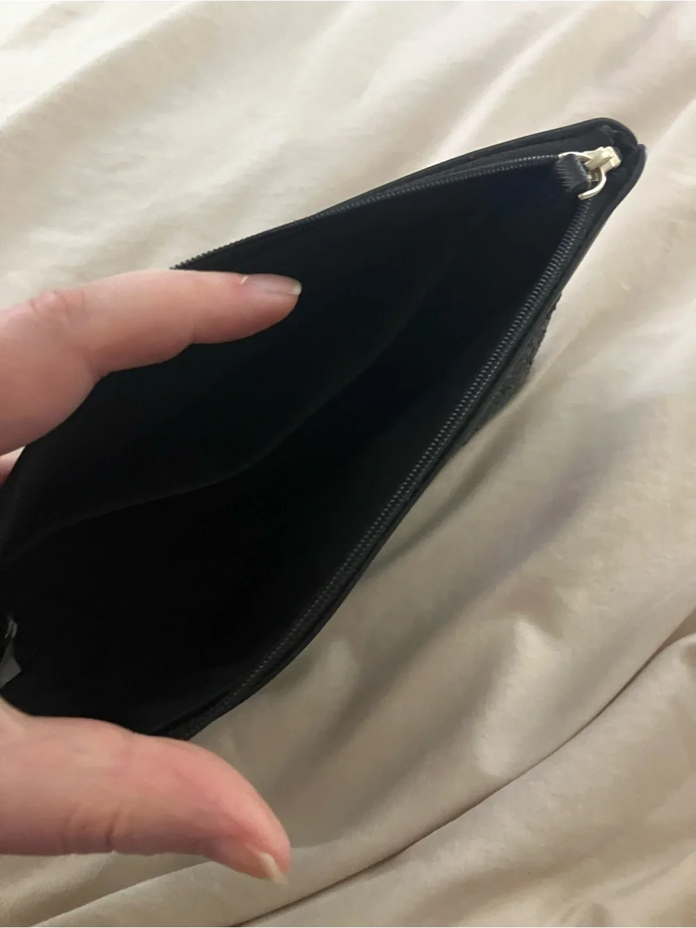 Kate Spade New York Black Saffiano Leather Glitter Makeup Bag Cosmetic Pouch Zip
